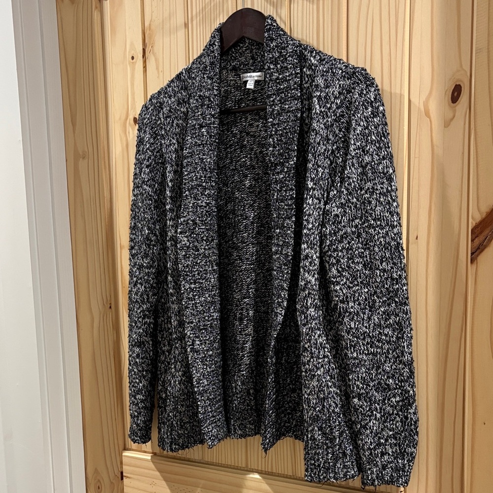Croft & Barrow Black and White Knit Sweater